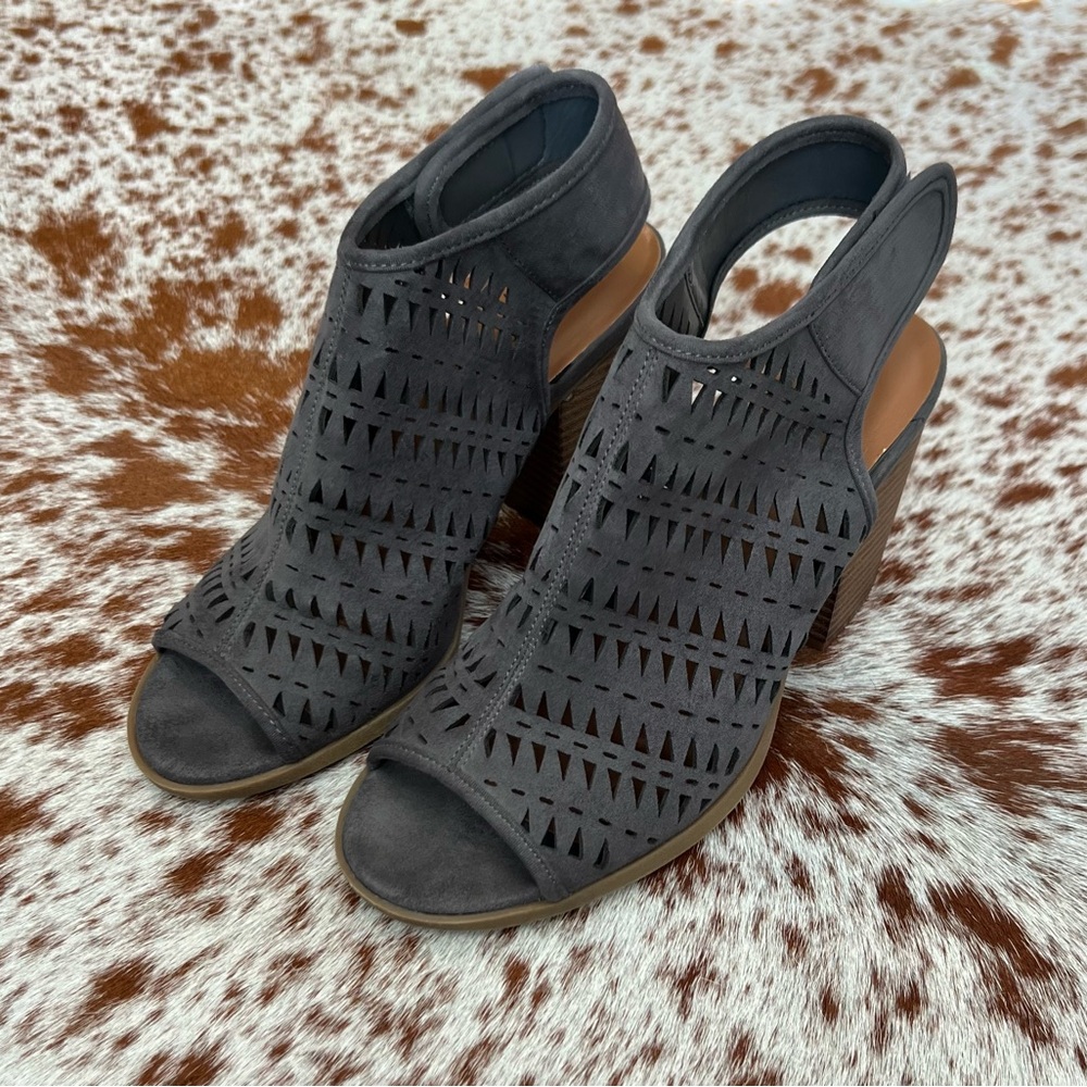 Indigo Rd Peep Toe Sling Back Chunky Heels Denim Blue/Grey Women’s Size 8